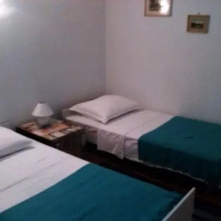 Prsic Apartment Premantura
